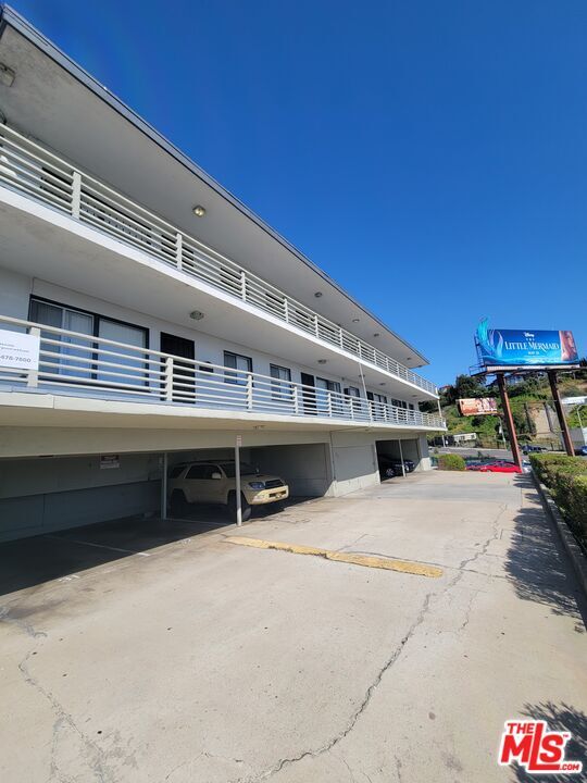 Foto principal - 4641 S Slauson Ave