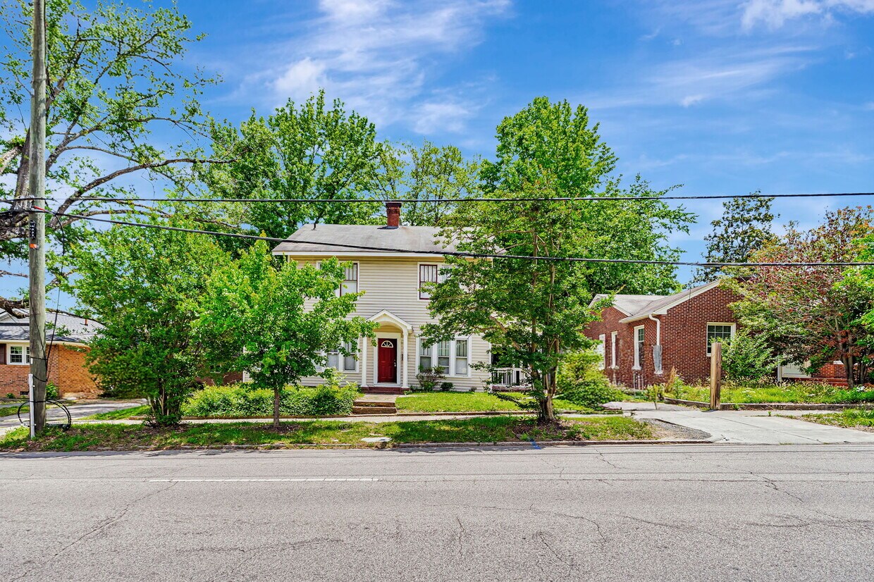 Foto principal - 1112 N Duke St