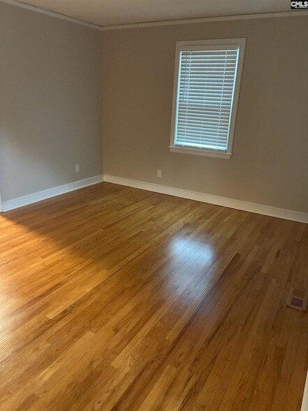 Foto del edificio - 617 Holland Cir