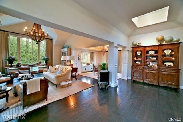 Building Photo - 5 br, 6 bath House - 30562 Hunt Club Dr