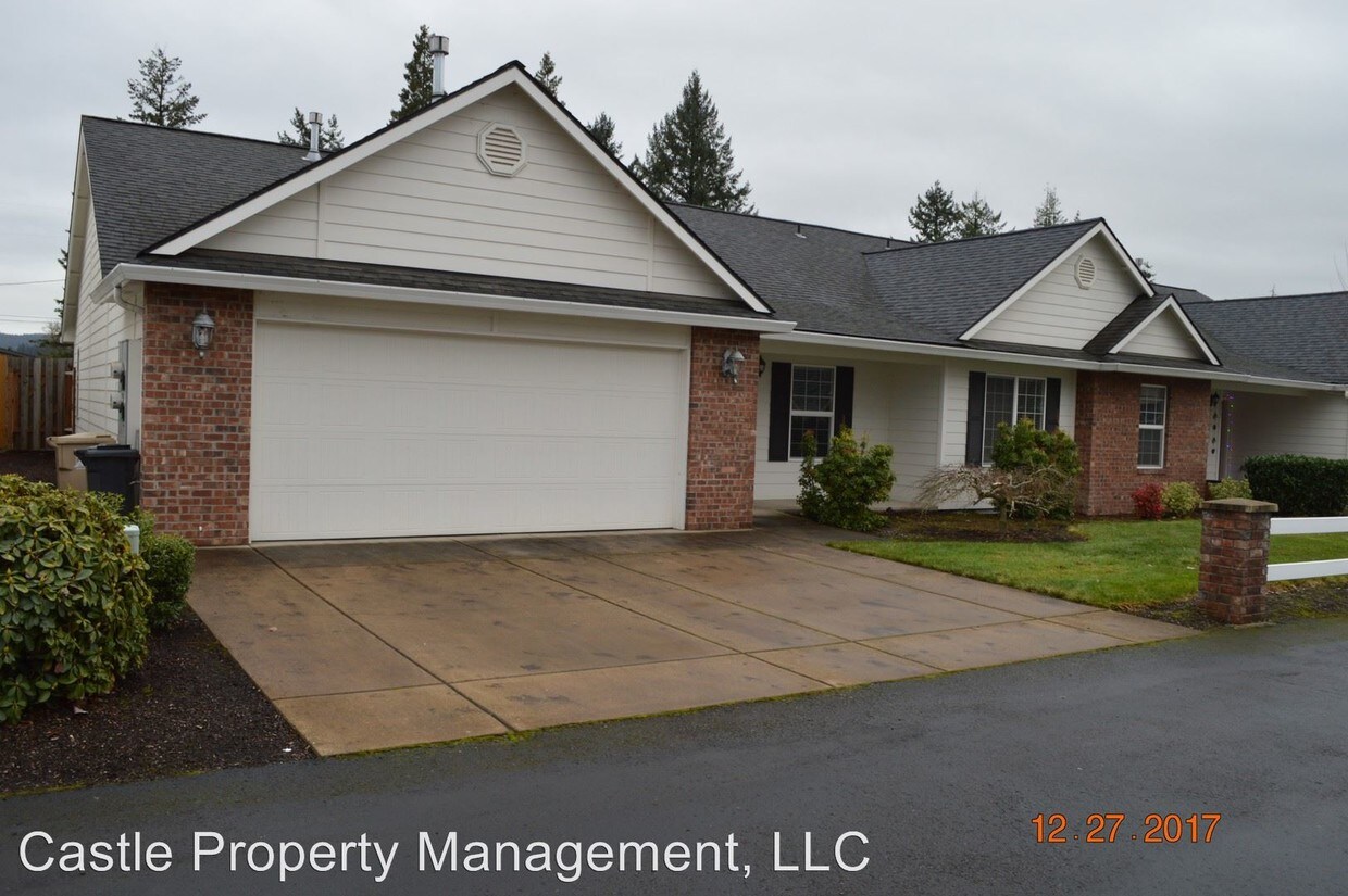 Primary Photo - 3 br, 2 bath House - 893 Wassom C
