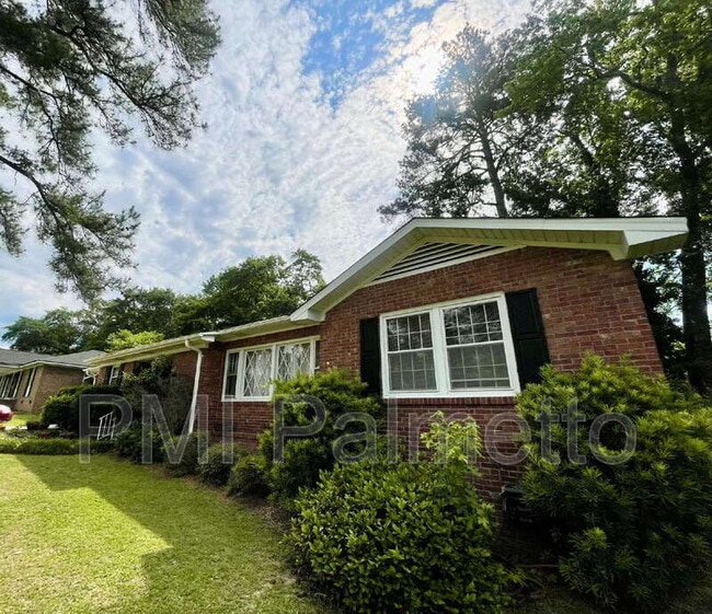 Foto del edificio - 626 Westover Rd