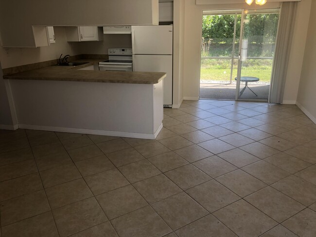 Foto del edificio - 13426 Pine Needle Ln