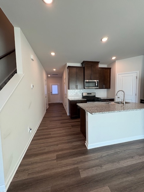 Building Photo - Room in Townhome on Rolling Flds Dr