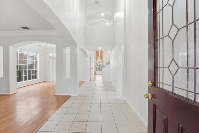 Building Photo - 8522 Chickamauga Ln