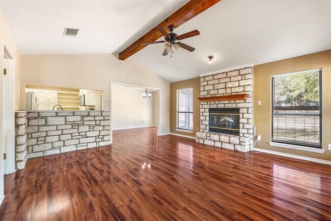 Building Photo - 5 Spalding Cir