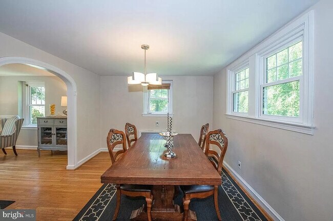 Foto del edificio - 412 Grange Rd