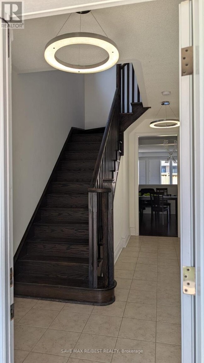 Building Photo - 18 Harpreet Cir