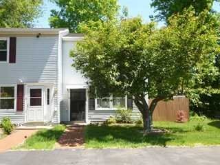 Primary Photo - 24 Greenhouse Ln