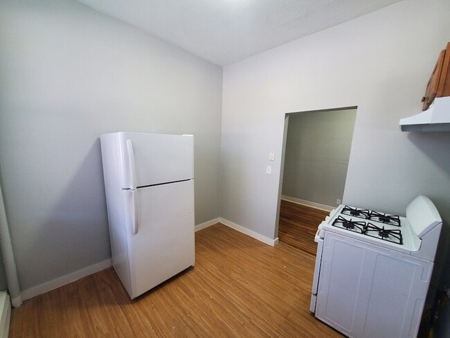 Photo - 10 Abbotsford St Apartment