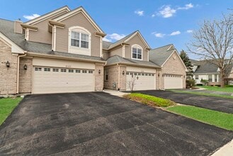 Building Photo - 1263 Tamarack Dr