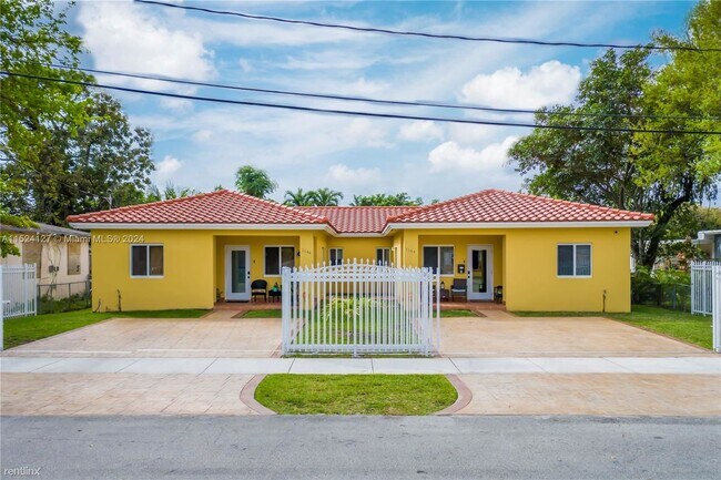Foto del edificio - 3 br, 2 bath House - 1144 NE 113th St # B