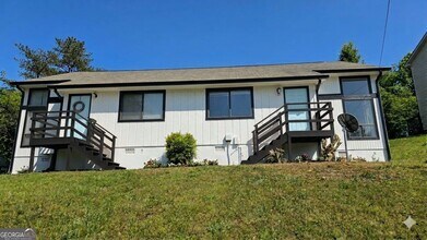 Building Photo - 3975 Darryl Ln