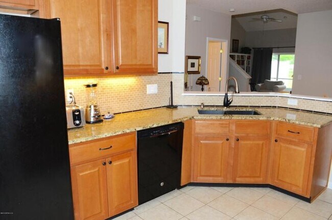 Foto del edificio - 273 Wooded Crossing Cir