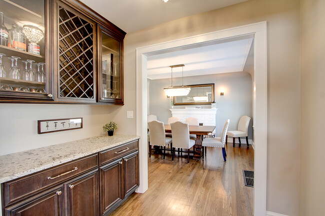 Building Photo - 420 Windsor Terrace