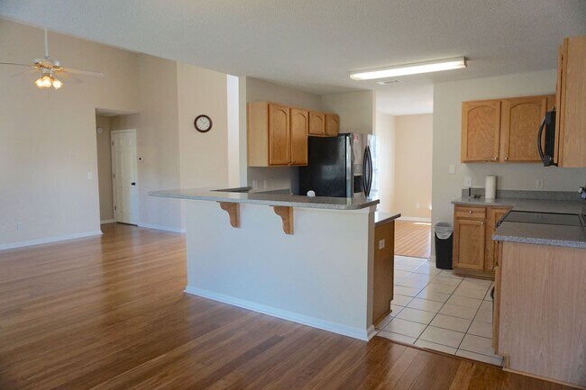 Foto del edificio - 3 BED | 2.5 BATH | POOLER
