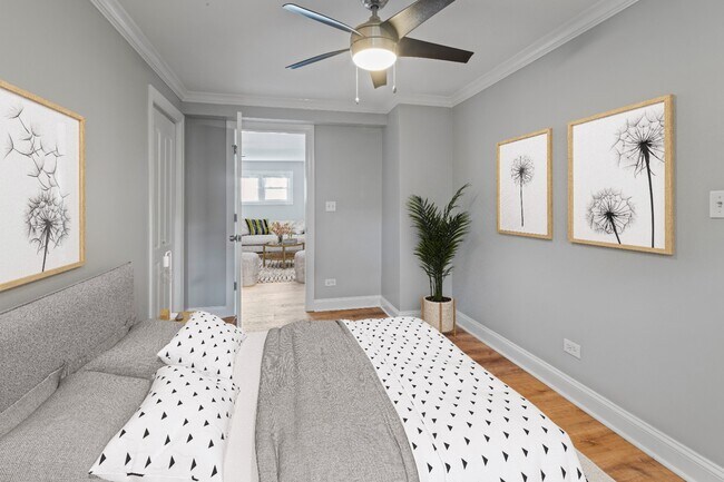 Foto del edificio - Recently Rehabbed 1-Bedroom in Lake Bluff | Pet Friendly + Prime Location
