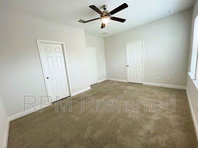 Foto del edificio - 2218 Bringhurst St