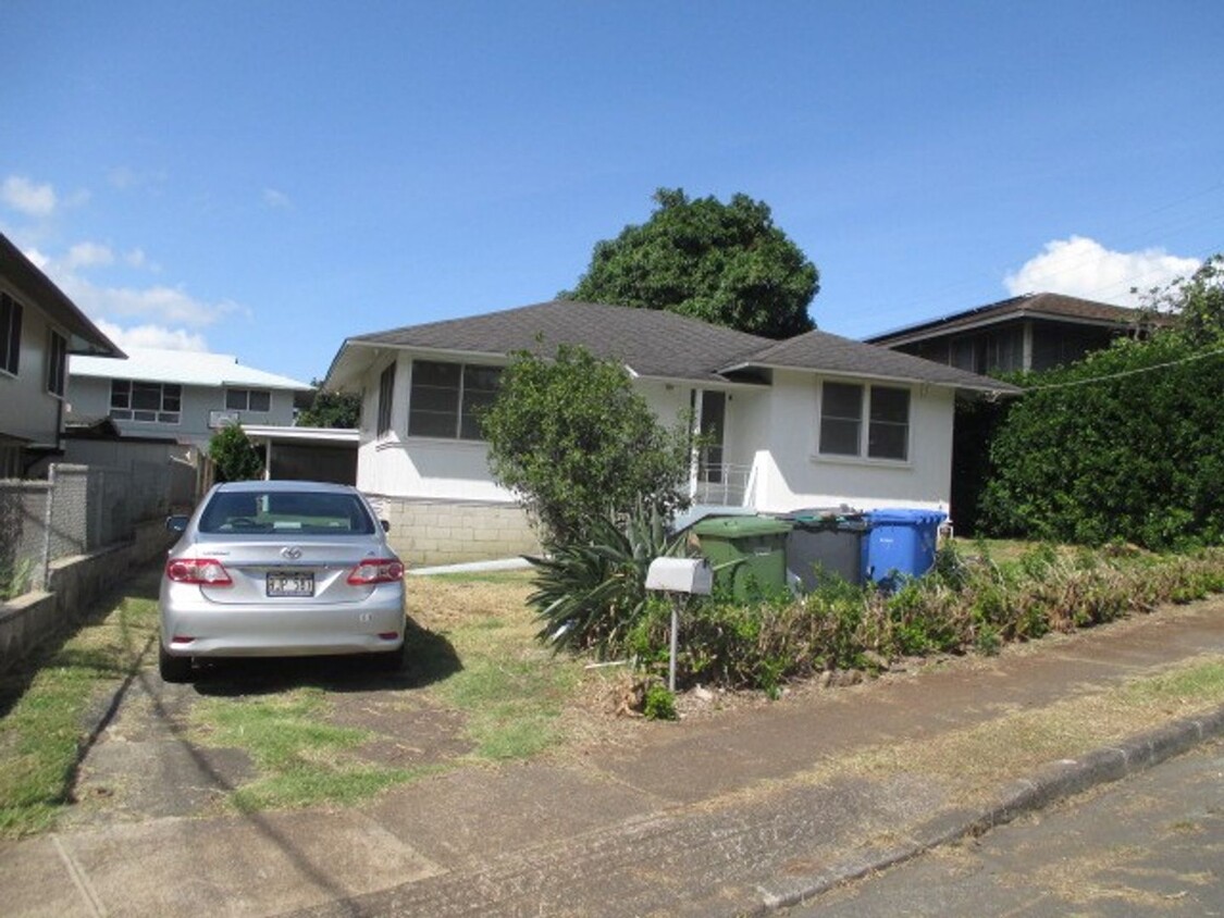 Primary Photo - Nuuanu near Kuakini Hospital - 2 bdrm, 1 b...