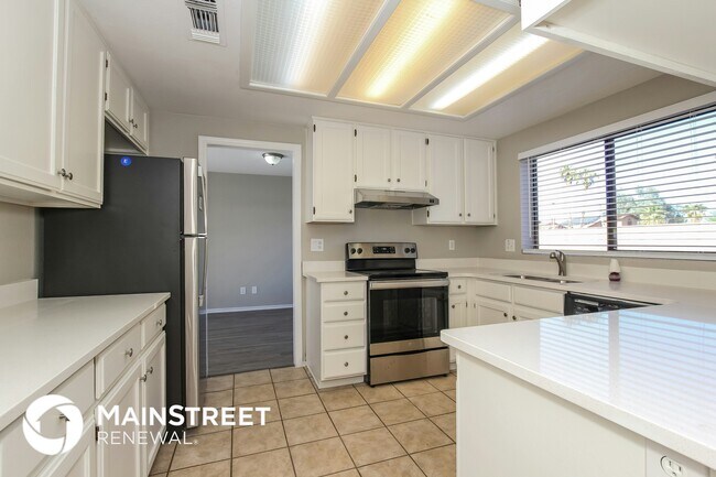 Foto del edificio - 6520 W Paradise Ln