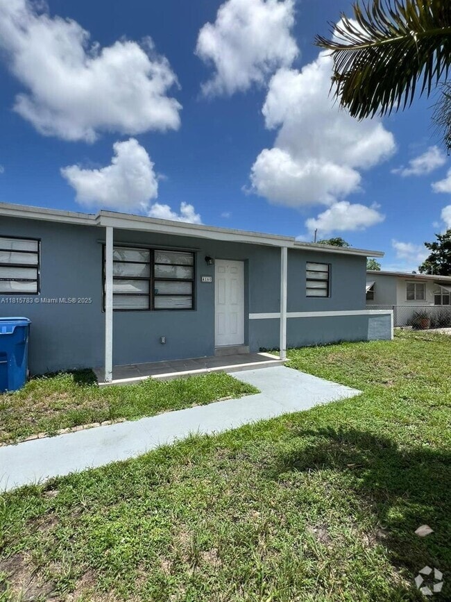 Building Photo - 4160 NW 12th Ave