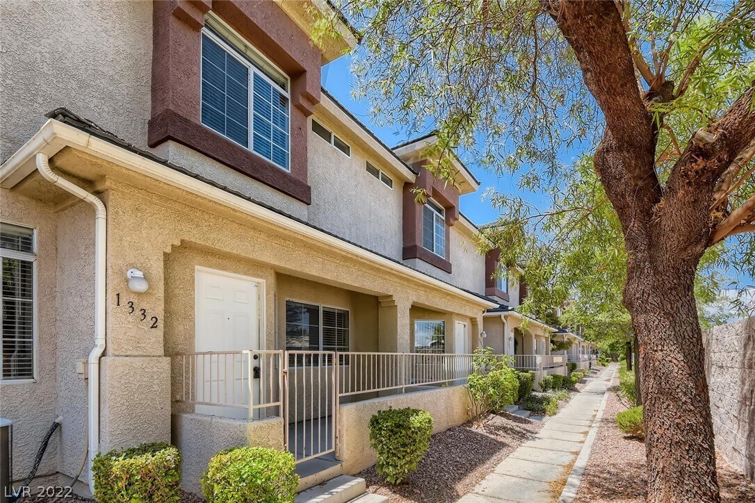 1332 Dusty Creek St, Las Vegas, NV 89128 Townhouse for Rent in Las