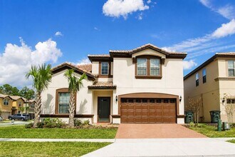 Building Photo - 8861 Corcovado Dr
