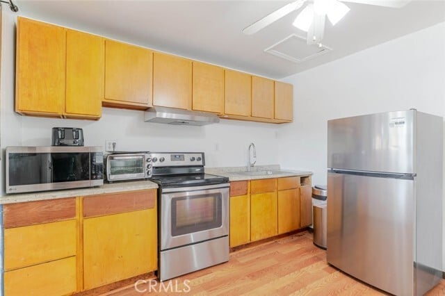 Foto del edificio - 13333 Gladstone Ave