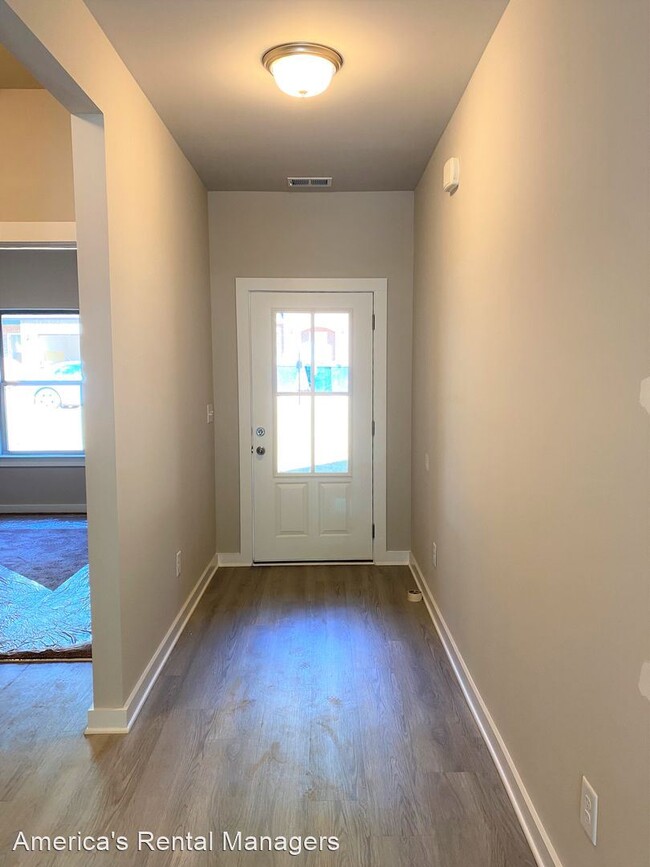 Building Photo - 4 br, 2 bath House - 7964 St. James Drive