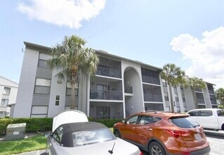 Building Photo - 1132 S Pine Ridge Cir