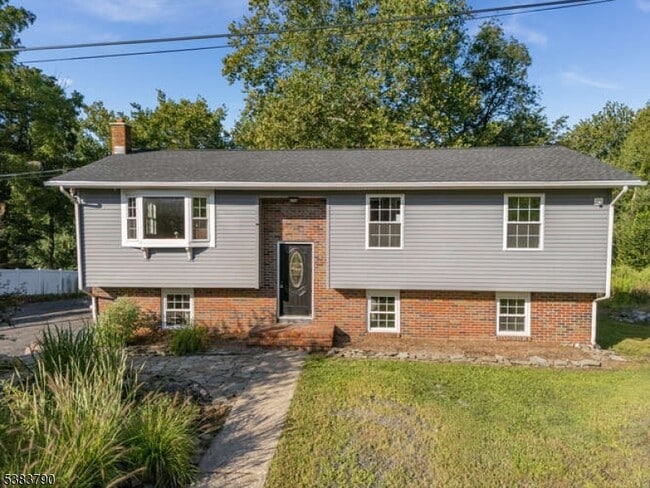 Foto del edificio - 13 Susquehanna Ln