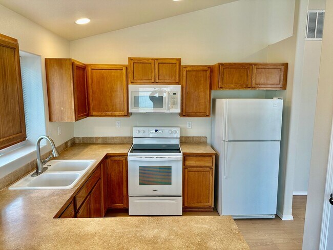 Foto del edificio - New on the market!