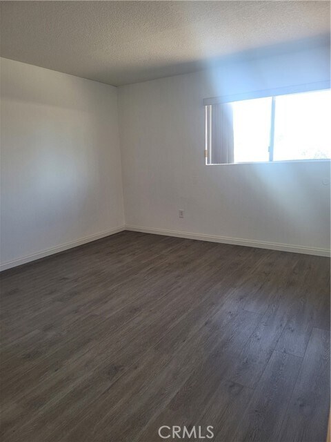 Building Photo - 2891 Canyon Crest Dr