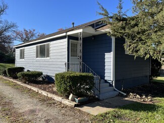 Building Photo - 623 Vincent Rd
