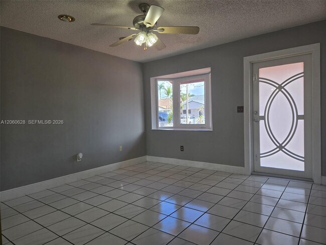 Foto del edificio - 8810 NW 114th Terrace