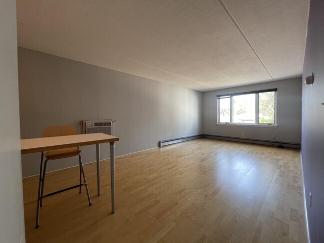 Foto del edificio - 3512 Bryant Ave S