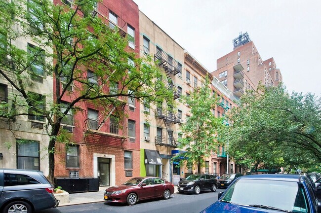 Building Photo - 1581 1st Ave