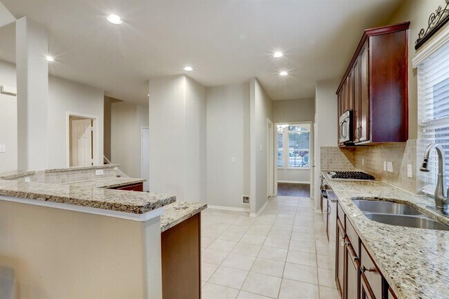 Building Photo - 23 W Spindle Tree Cir