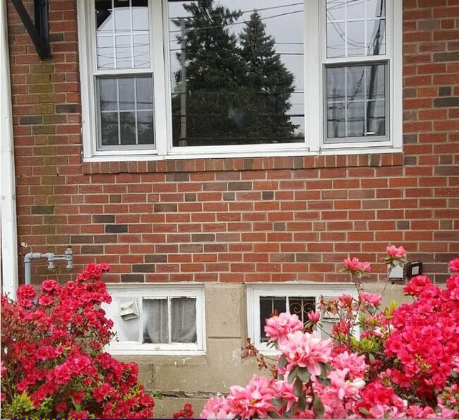 Foto del edificio - 426 Chester Ave