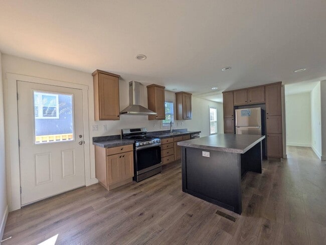 Foto del edificio - 5427 Edgewood Ln