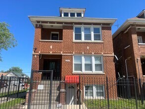 Building Photo - 6601 S Washtenaw Ave.