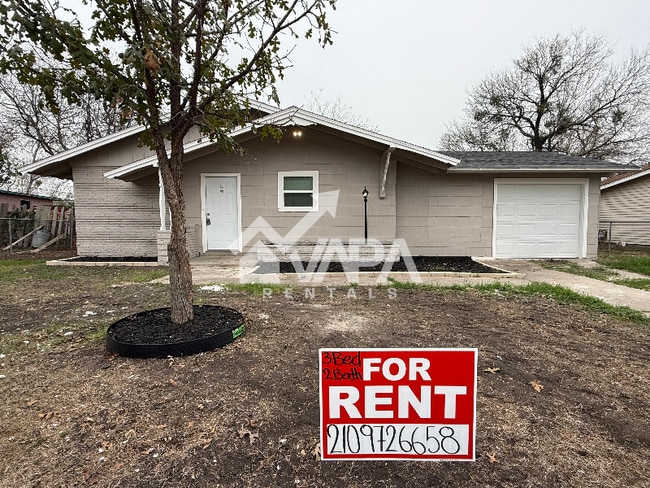 Building Photo - 174 Daytona Dr