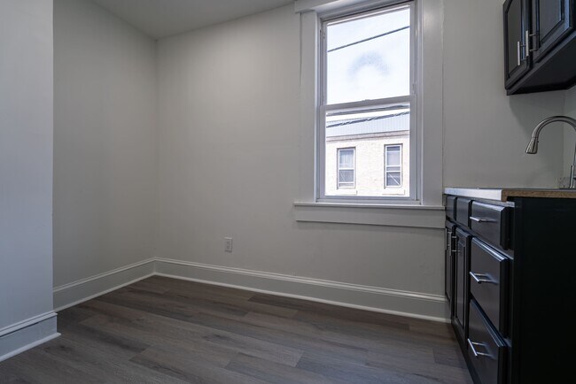 Foto del edificio - 2410 Wharton St
