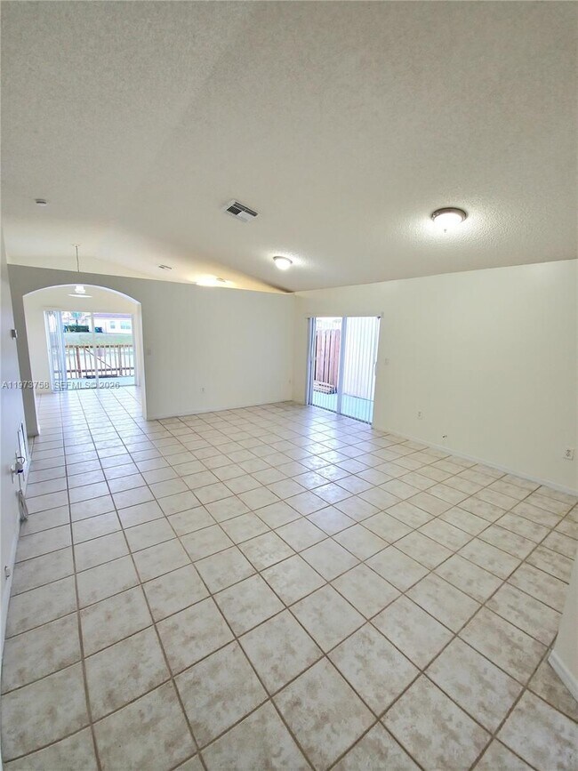 Foto del edificio - 16254 SW 100th Terrace