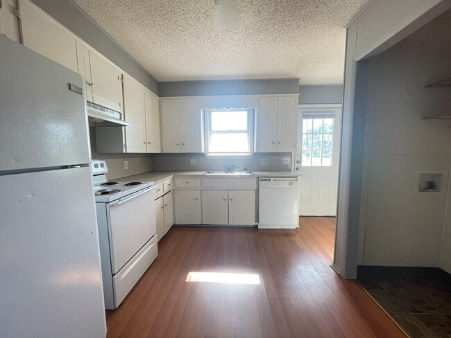 Foto del edificio - 5364 S Hutchinson Ave