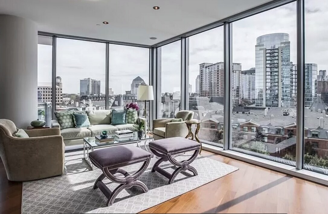Primary Photo - Apartment for Rent