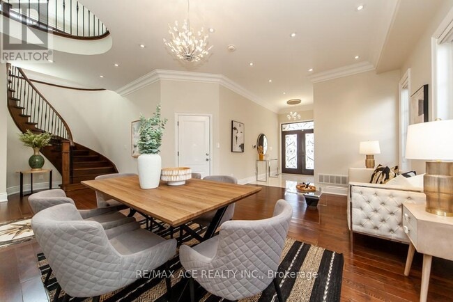 Building Photo - 11 Ashdean Dr