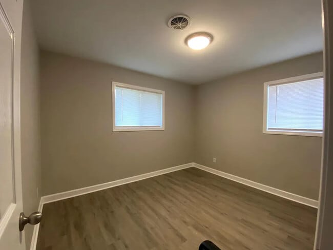 Building Photo - 969 De Porres Ave