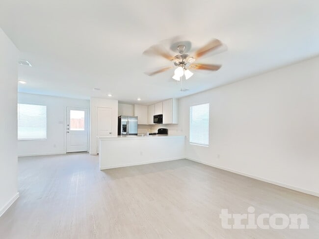 Foto del edificio - 1620 Parlier St