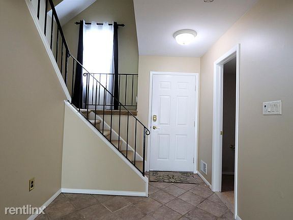 Building Photo - 3 br, 1.5 bath House - 36 Kanabe Dr